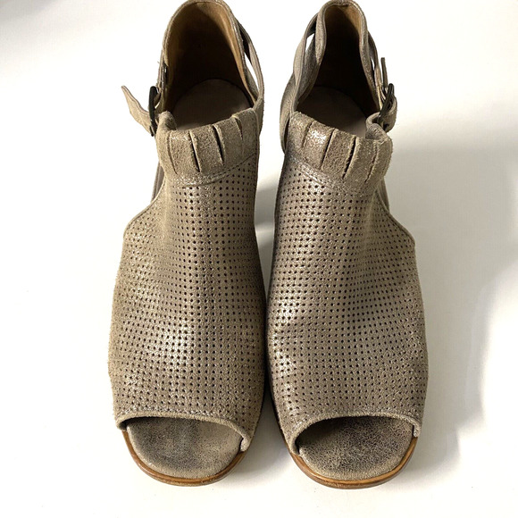 Paul Green Colleen Beige Suede Perforated Peep Toe Bootie Sandal Metalli… - Picture 3 of 8